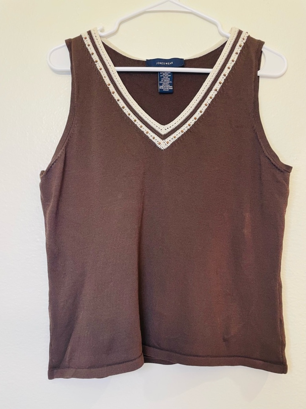 Jones Wear Y2K Vintage Brown Sleeveless V-Neck Creamā Trim Rayon Tank Top Size L